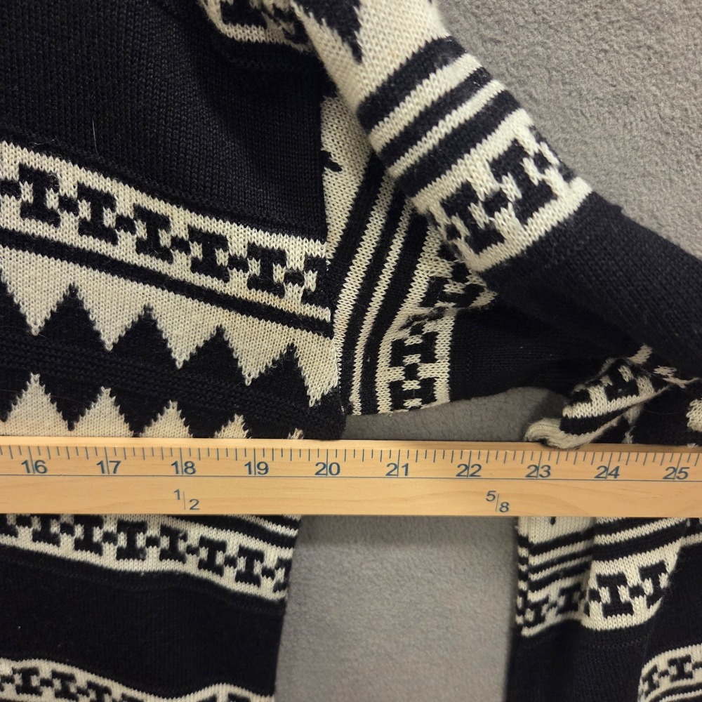 Elan Women's Aztec Knit Sweater Women Size Large Cream Black Toggle Southwestern - Picture 4 of 6